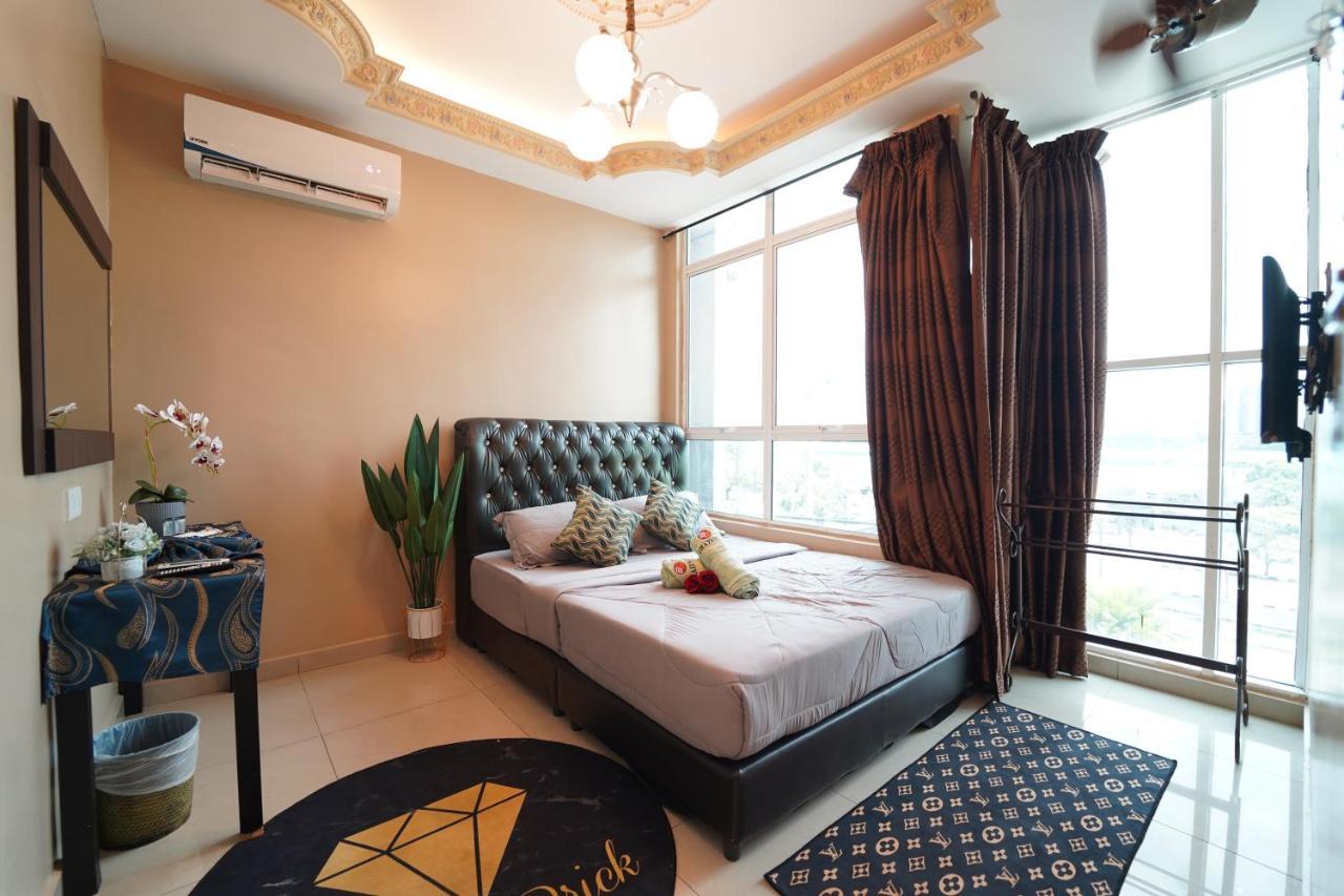 Ghazrin'S Classic Hotel Jb Johor Bahru Exterior foto