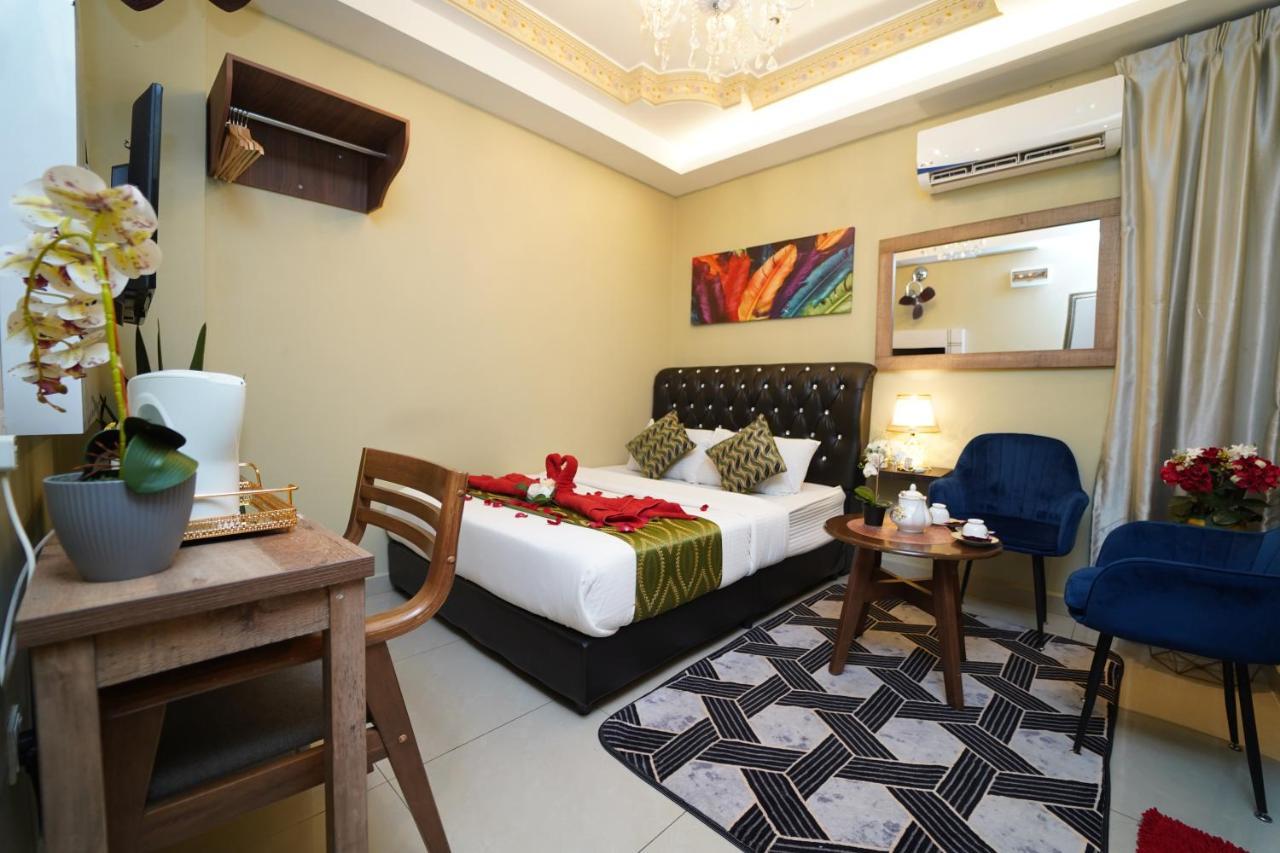 Ghazrin'S Classic Hotel Jb Johor Bahru Exterior foto