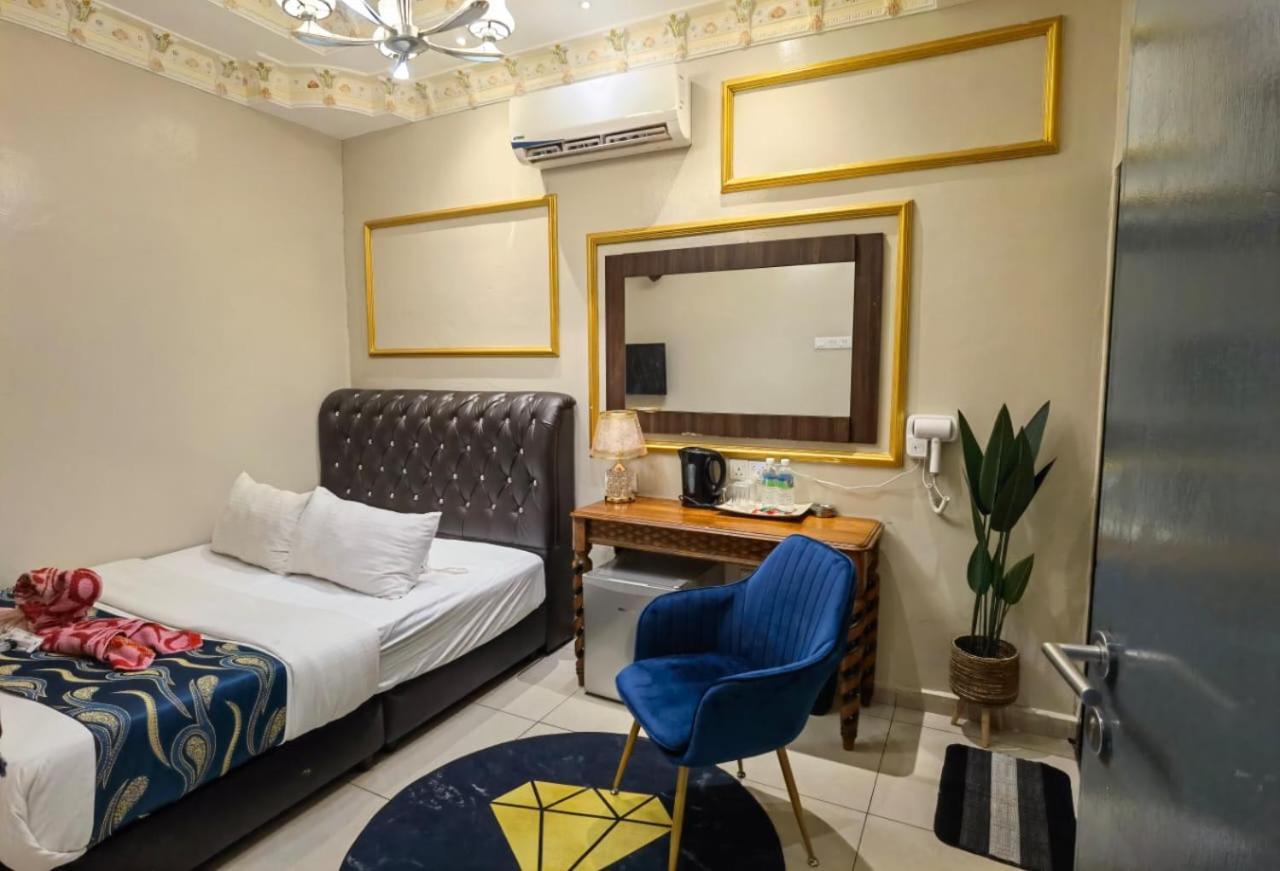 Ghazrin'S Classic Hotel Jb Johor Bahru Exterior foto